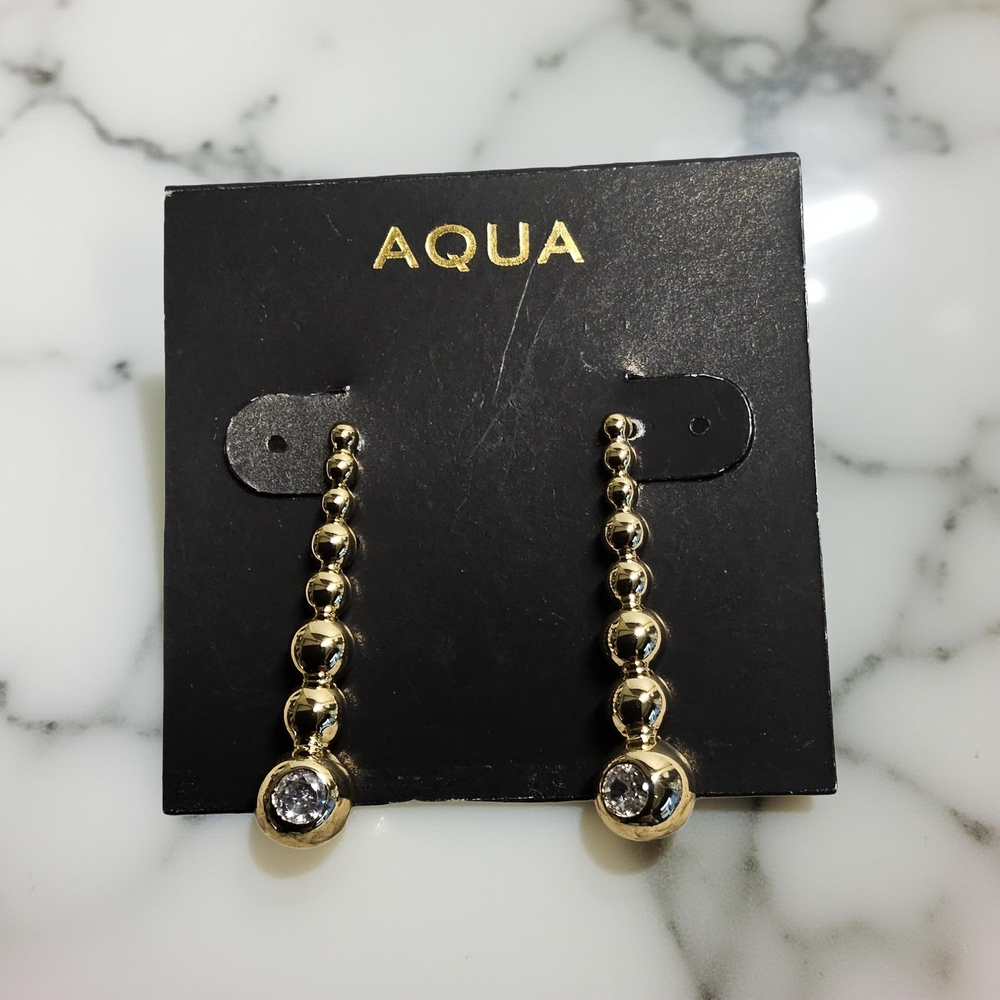 NWOT Aqua Goldtone Beaded Drop Earrings